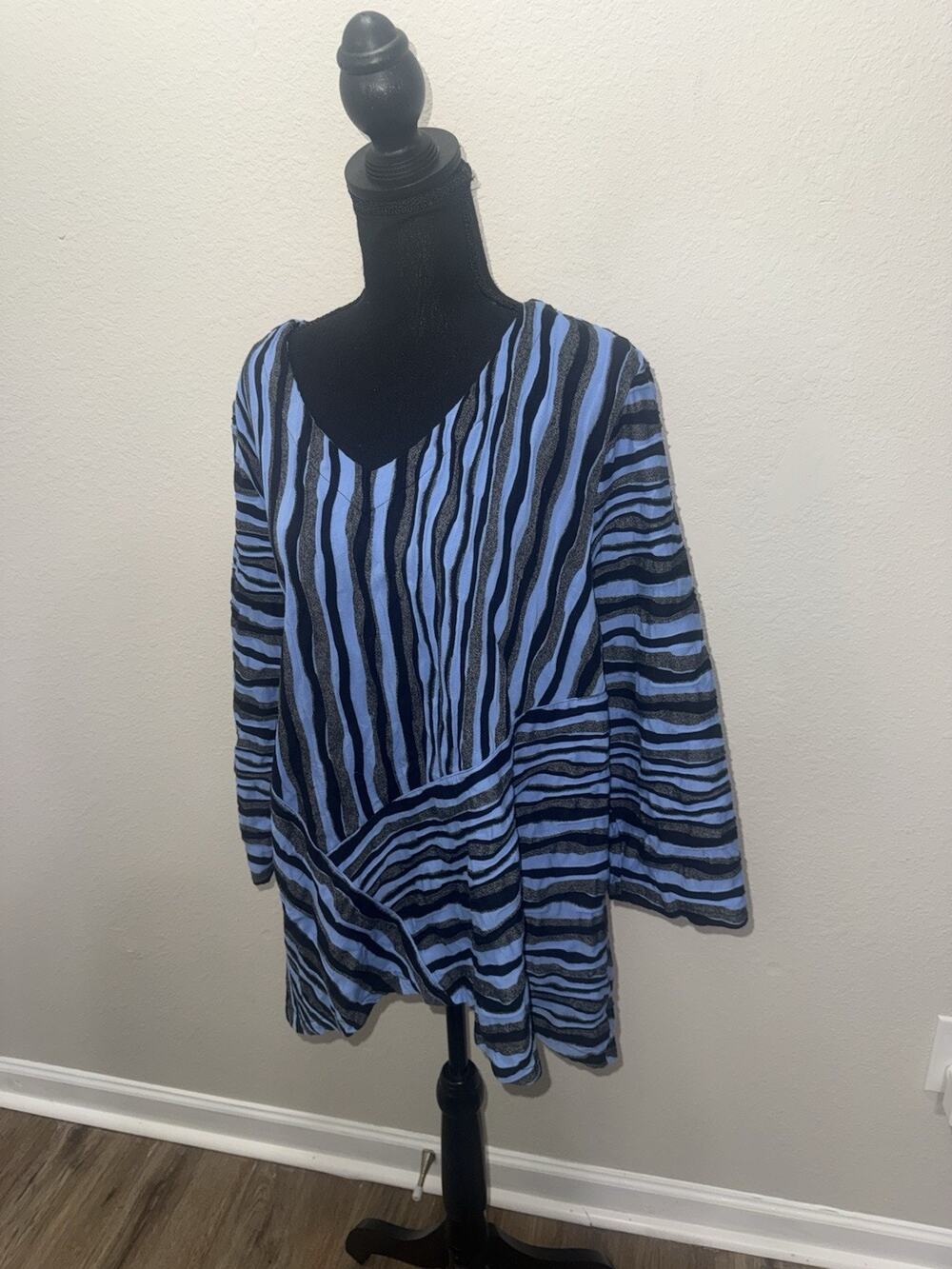 Habitat Array LagenlookTop XL Blue Black Gray Stripe Asymmetric Wrap Blouse